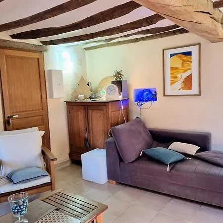 Paisible Avec Jardin Prive, Cheminee Et Equipements Modernes Au Coeur Du Parc Naturel De L'avesnois - Fr-1-510-98