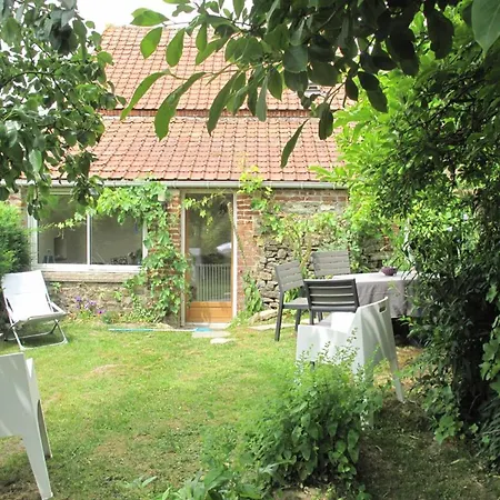 Paisible Avec Jardin Prive, Cheminee Et Equipements Modernes Au Coeur Du Parc Naturel De L'avesnois - Fr-1-510-98 * Choisies