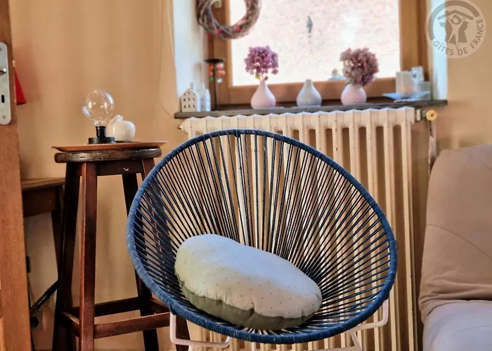 Paisible Avec Jardin Prive, Cheminee Et Equipements Modernes Au Coeur Du Parc Naturel De L'avesnois - Fr-1-510-98