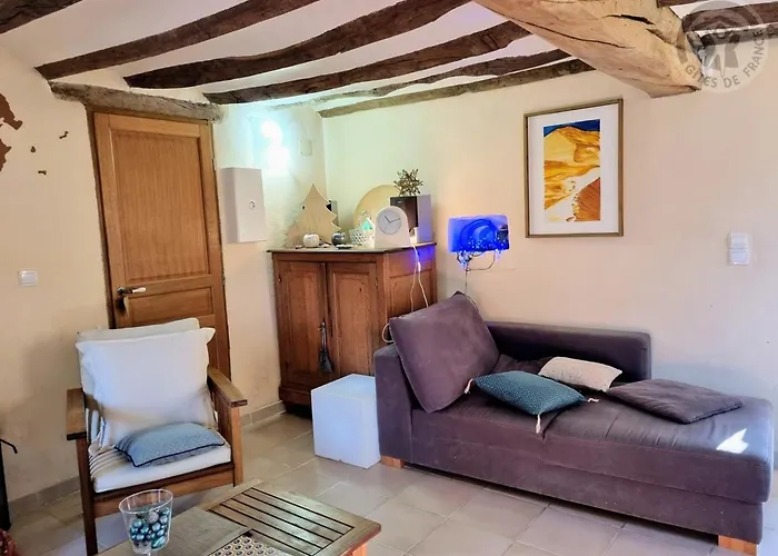 Paisible Avec Jardin Prive, Cheminee Et Equipements Modernes Au Coeur Du Parc Naturel De L'avesnois - Fr-1-510-98